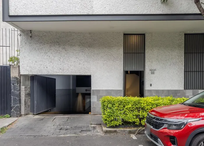 Gem Wifi, Laundry, Parking, Ideal Location