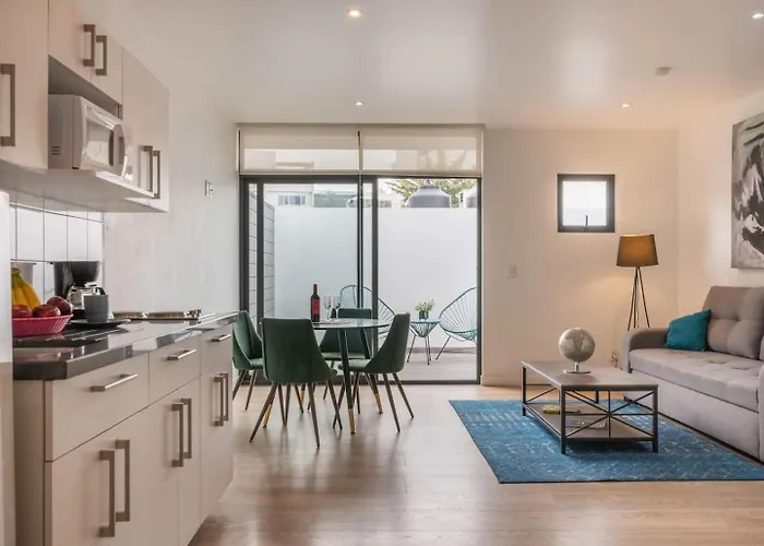 Gem Wifi, Laundry, Parking, Ideal Location *