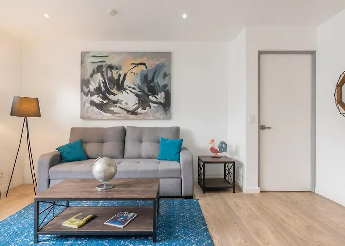 Gem Wifi, Laundry, Parking, Ideal Location *