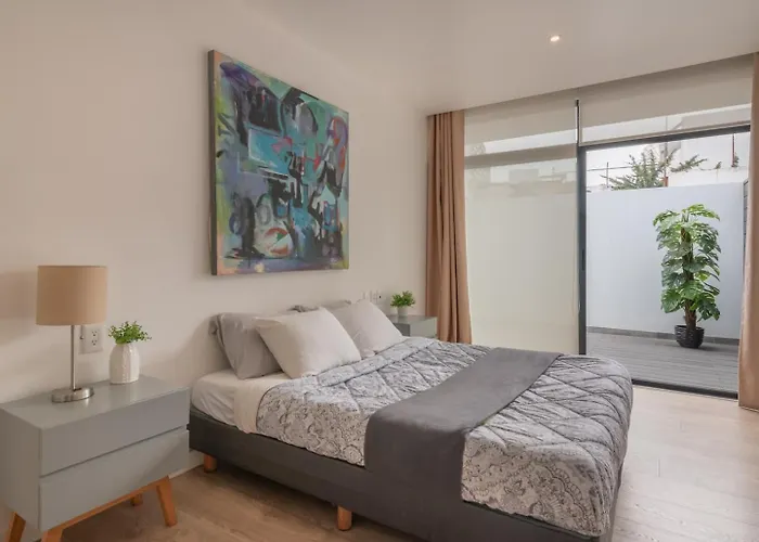 Apartment Gem Wifi, Laundry, Parking, Ideal Location